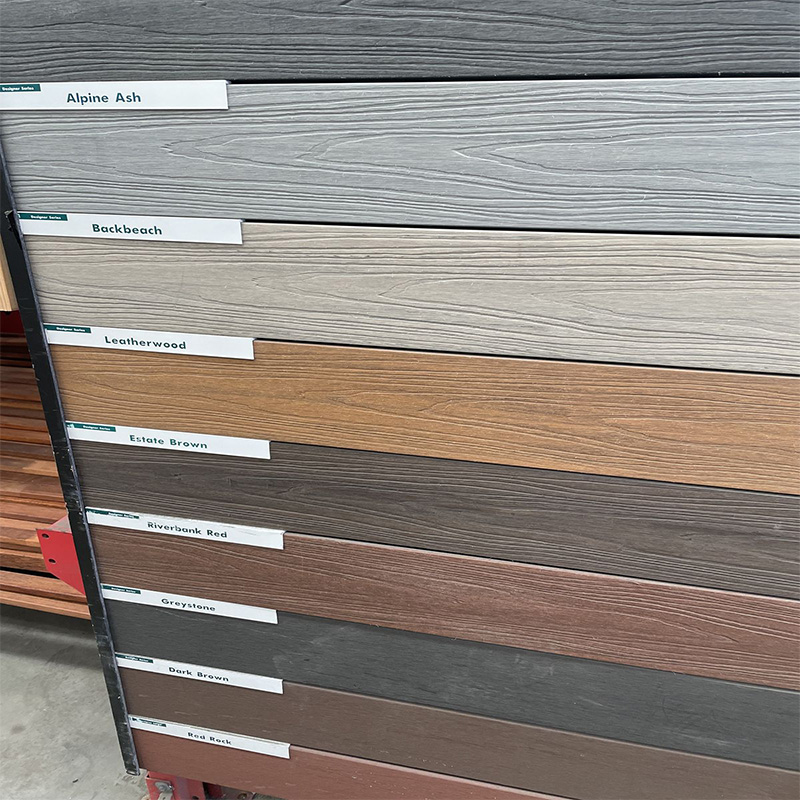 WPC fence-color potlet